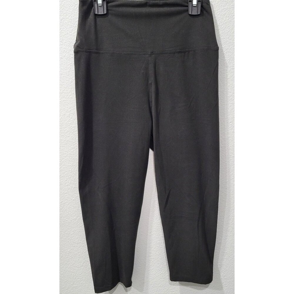 Women's Black Athletic Wear Yoga Capri Pants Size S/M